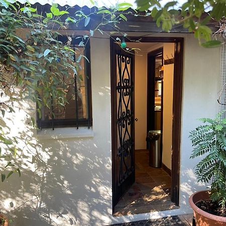 Alice'S Granny Flat Apartment Alice Springs Bagian luar foto